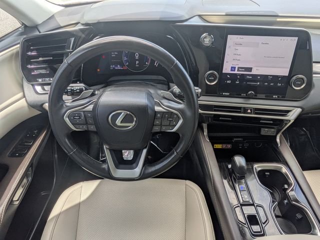 Used 2024 White Lexus 350 image 14