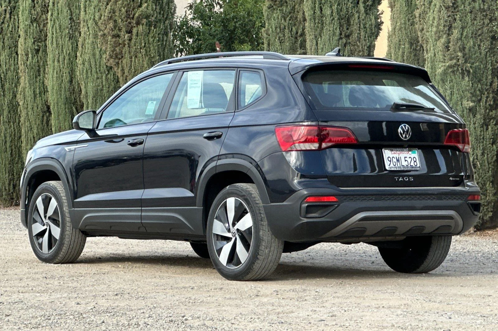 Used 2023 Deep Black Pearl Volkswagen S image 5