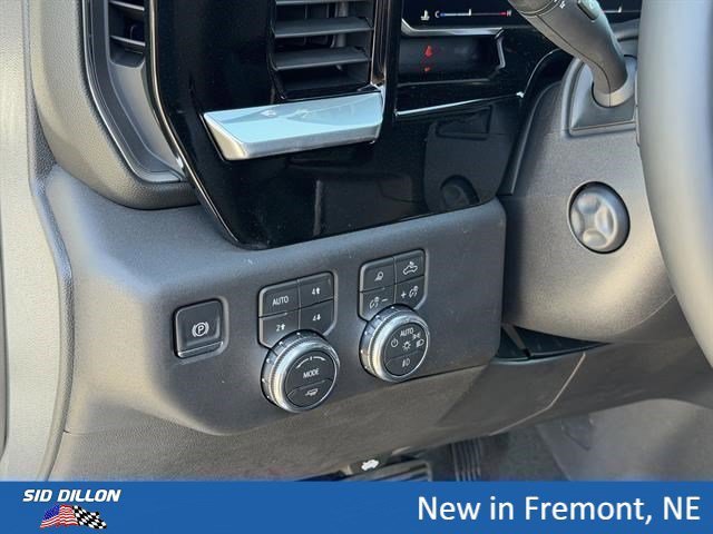 2026 GMC Sierra 1500 SLT - Photo 13