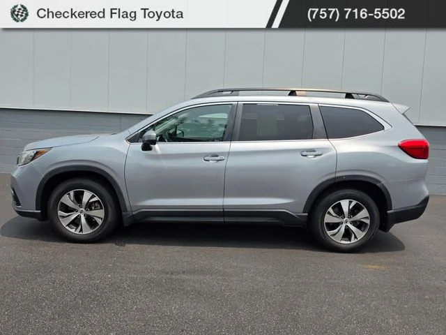 Used 2021 Ice Silver Metallic Subaru Premium image 3