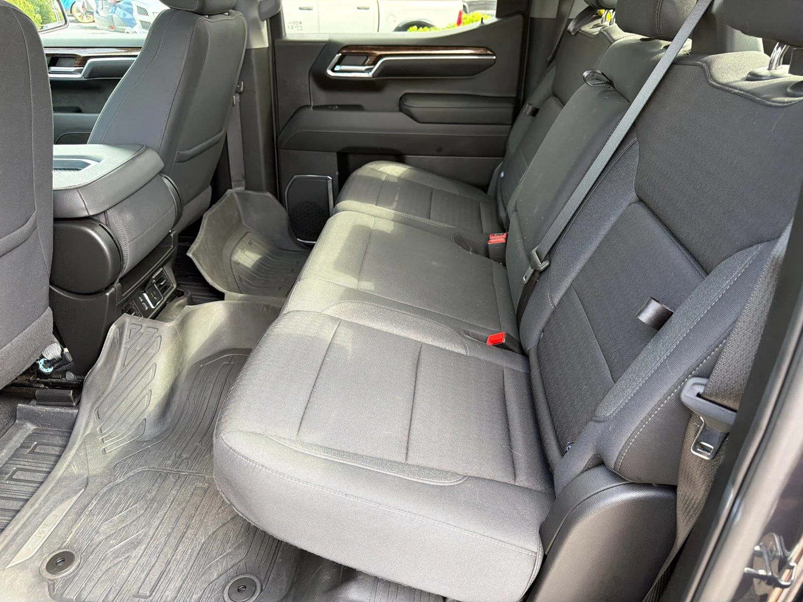 Certified Used 2024 Titanium Rush Metallic GMC Elevation image 6