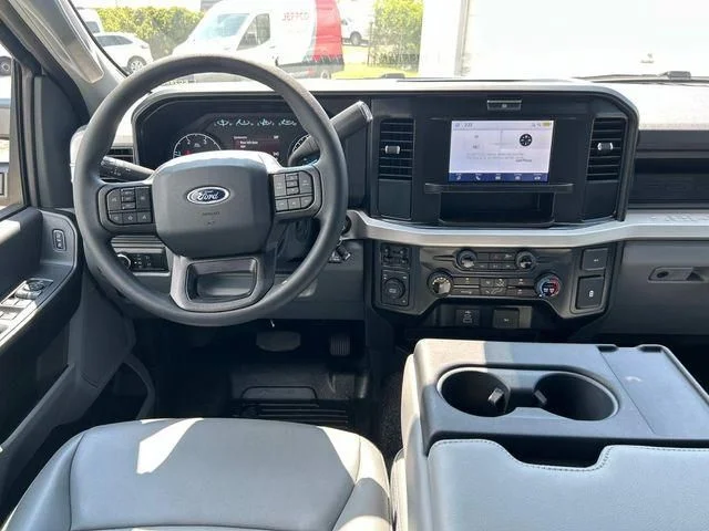 New 2026 Oxford White Ford F-450® XL image 14