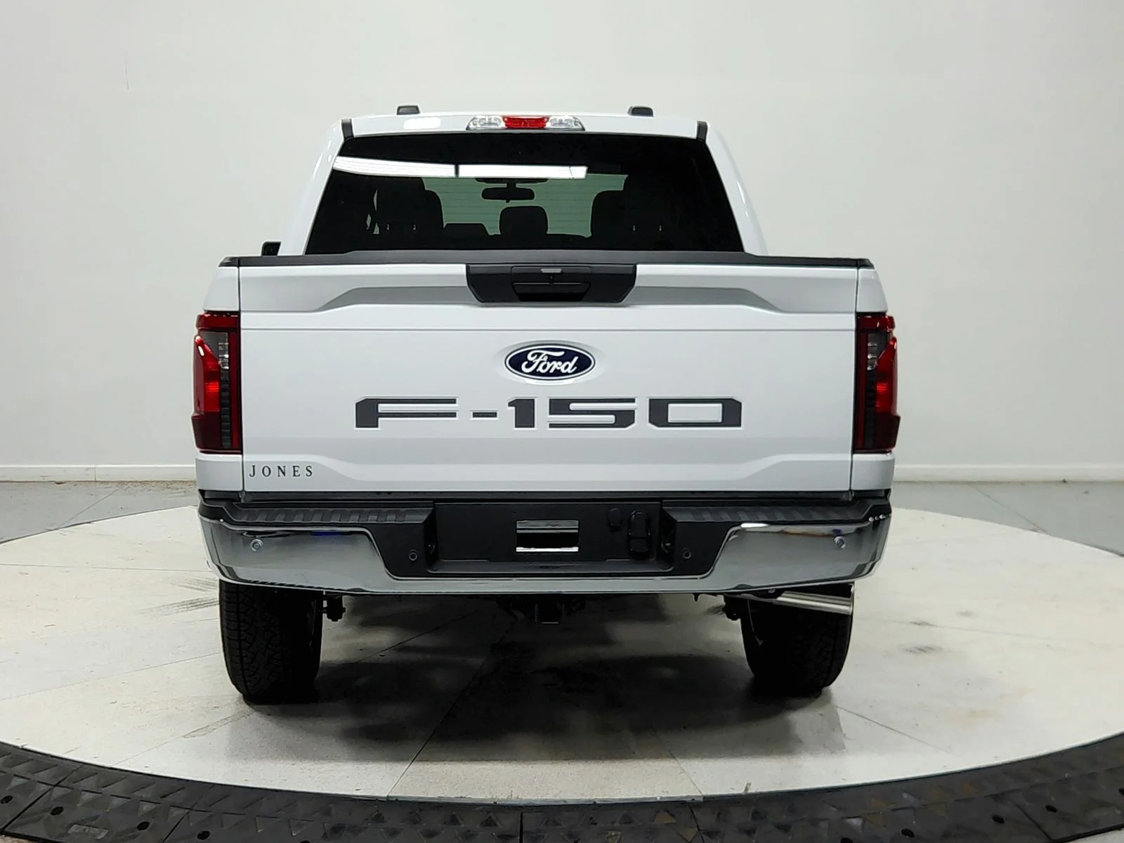 New 2026 White Ford XLT image 7