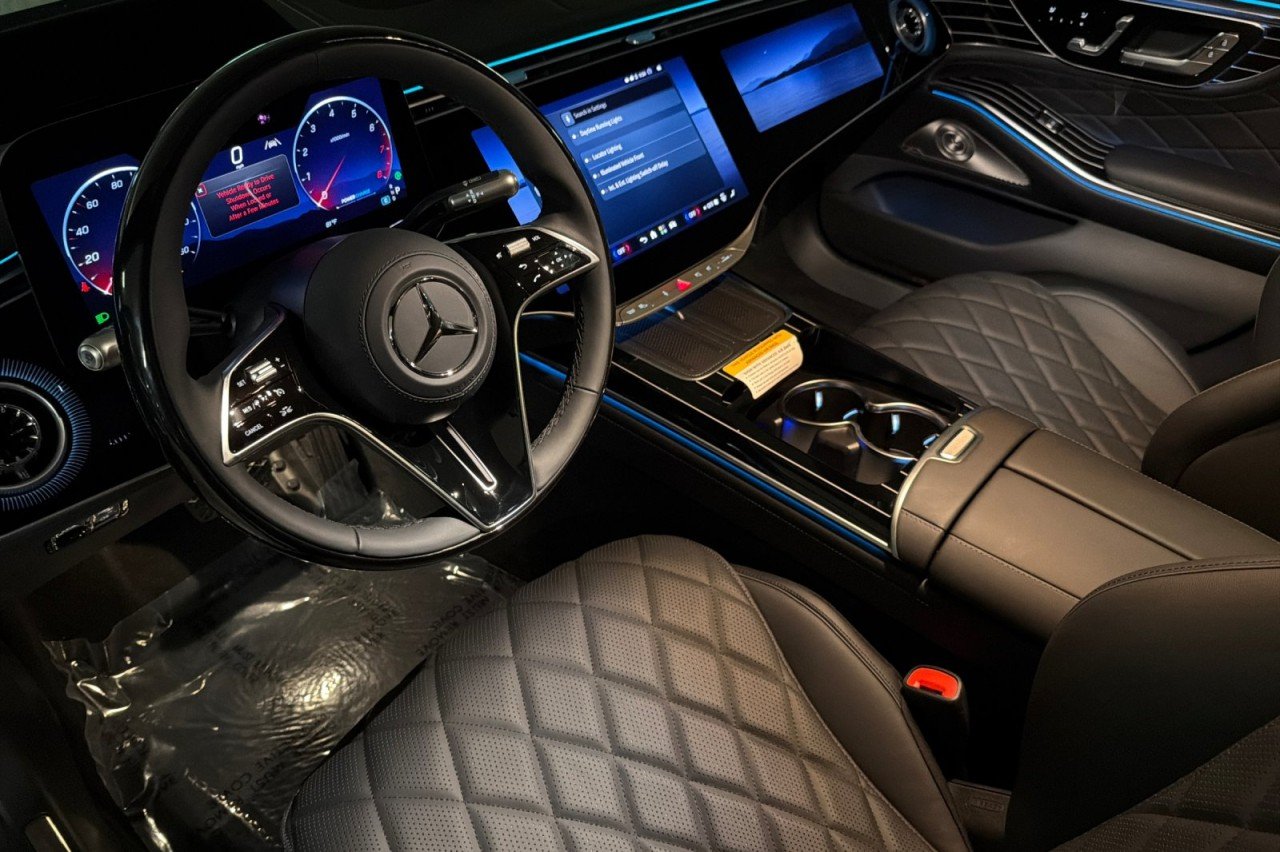 New 2027 Obsidian Black Metallic Mercedes-Benz S 580 4MATIC® Sedan image 9