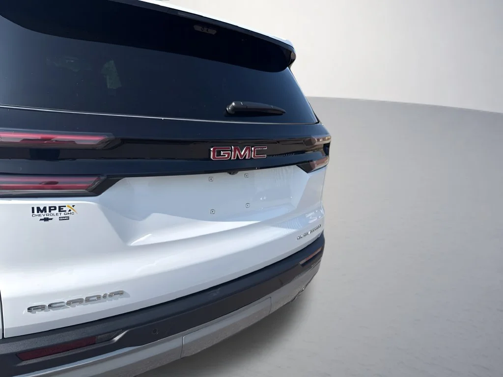 New 2027 Summit White GMC Elevation image 37