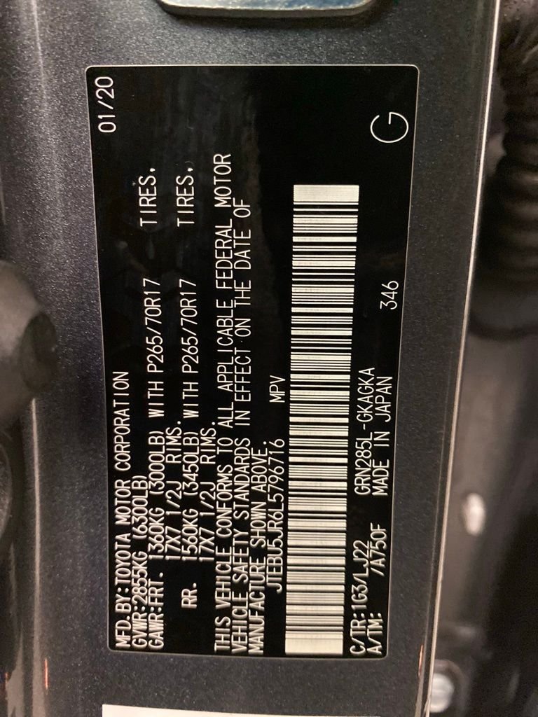 Used 2020 Gray Toyota Venture image 28