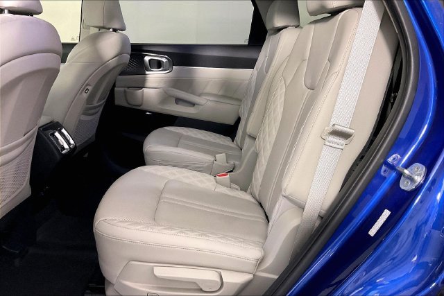 Used 2022 Blue Kia SX-Prestige image 3