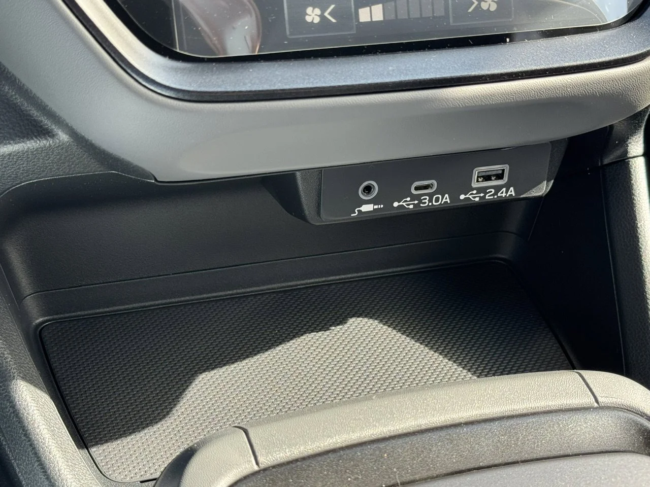 New 2026 Lithium Red Pearl Subaru Premium image 20
