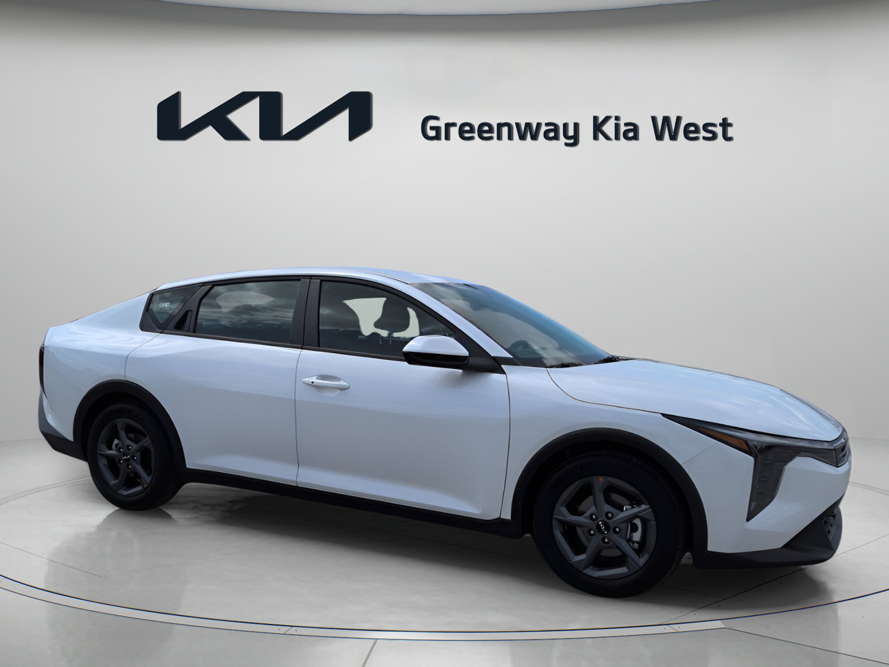 New 2026 Snow White Pearl Kia LXS image 2