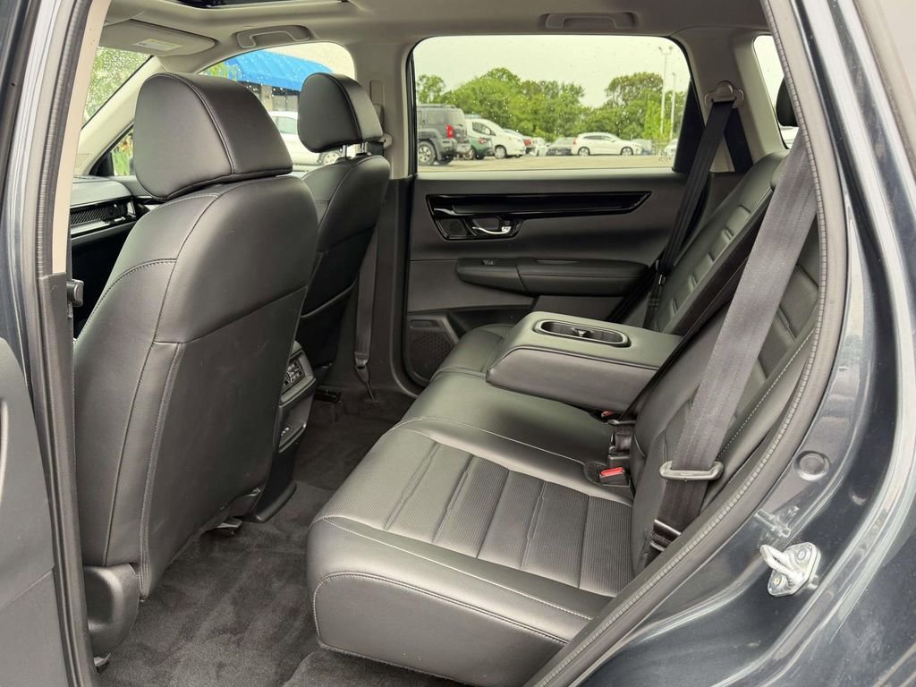 Used 2025 Meteorite Gray Metallic Honda EX-L image 15
