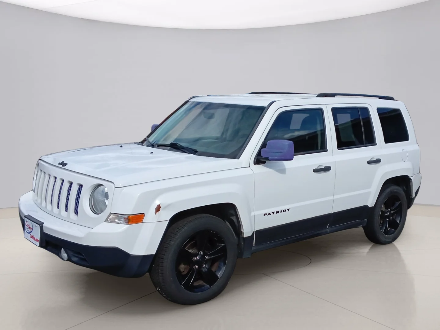 Used 2015 White Jeep SPORT image 2
