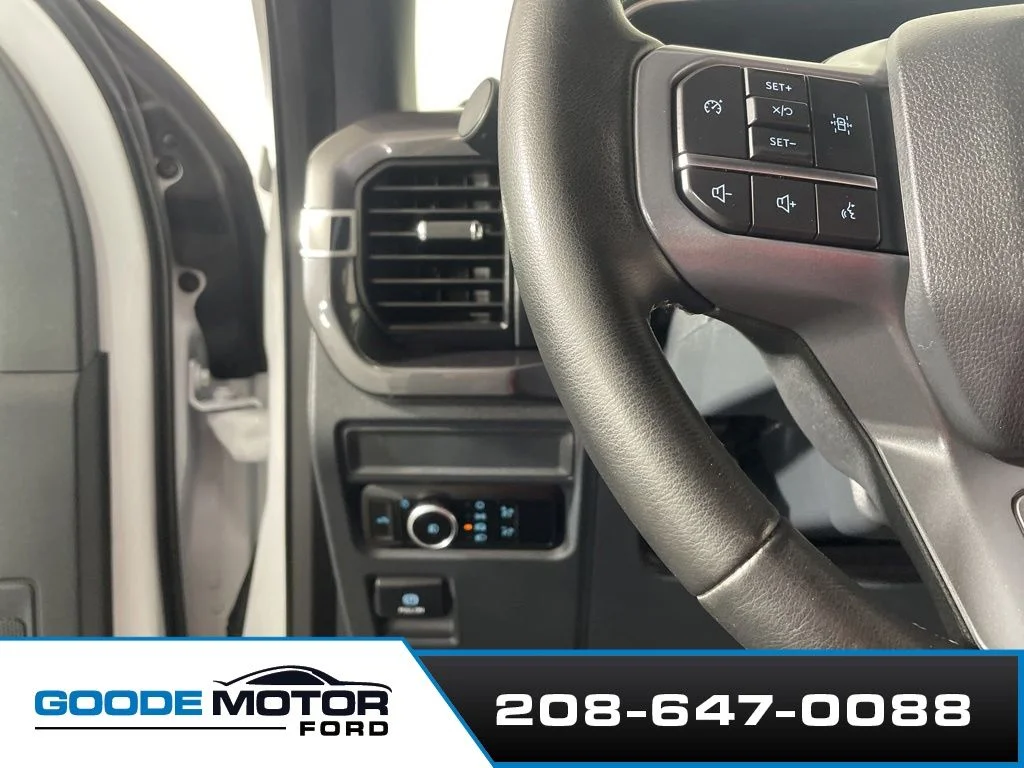 Certified Used 2023 Oxford White Ford XLT image 12