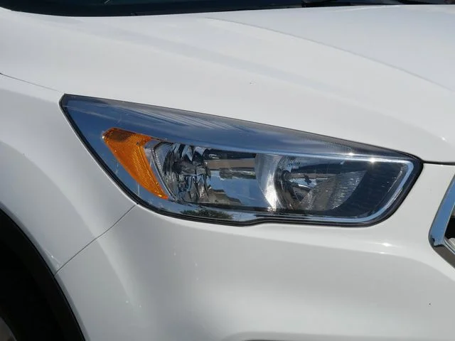 Used 2018 White Ford SE image 10