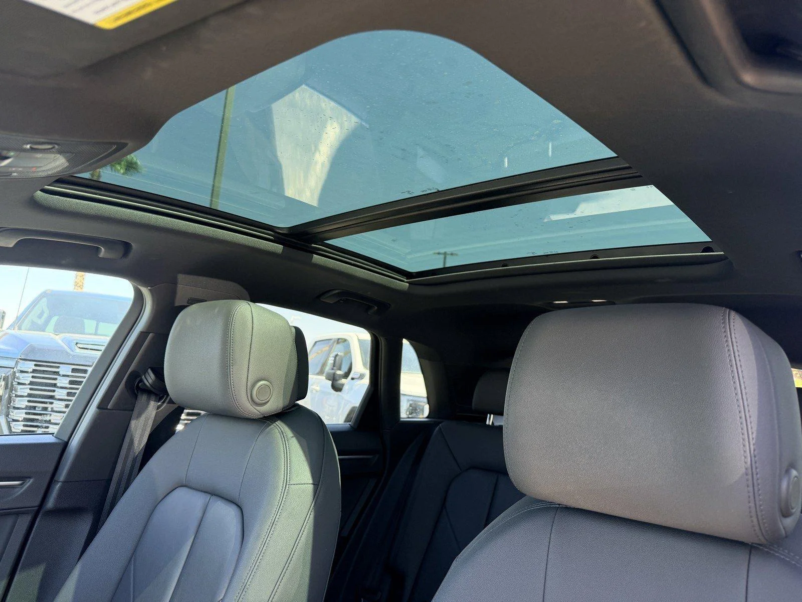 Used 2023  Audi S line Premium image 25