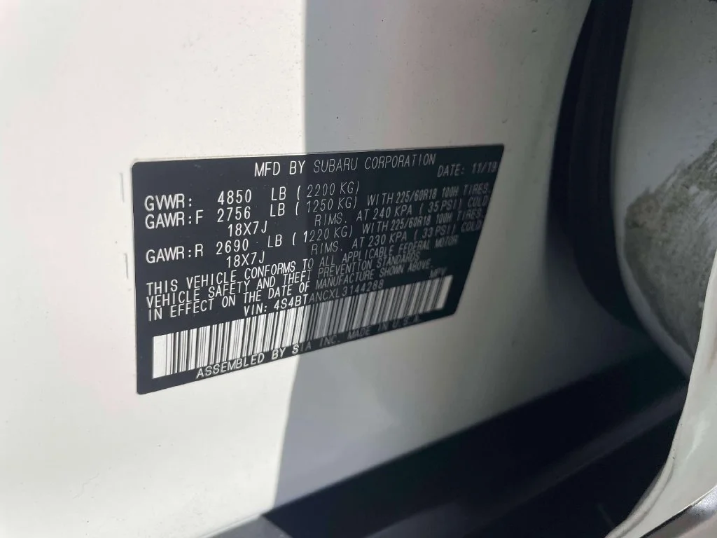 Used 2020 White Subaru Limited image 19