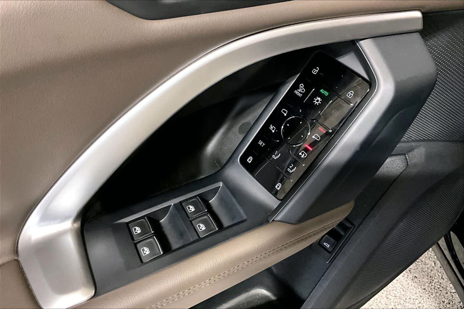 Used 2025 Mythos Black Metallic Audi Premium Plus image 29