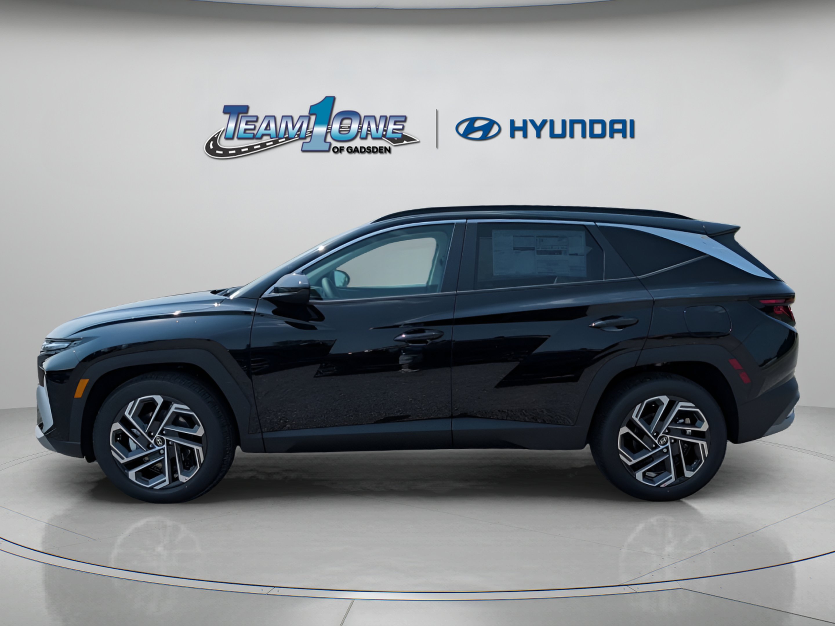 New 2026 Phantom Black Hyundai SEL Plus image 5