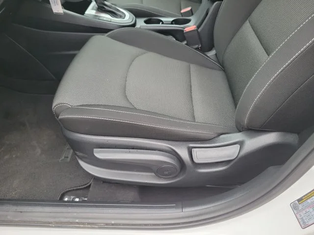 Used 2024 Snow White Pearl Kia LXS image 18