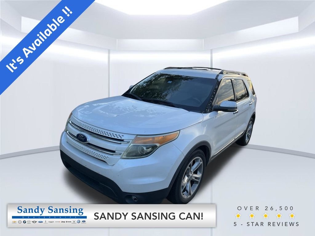 Used 2011 White Ford Limited image 1