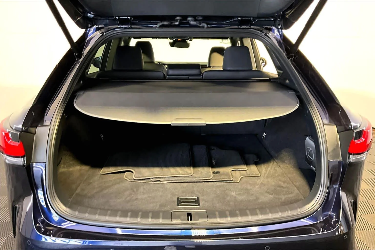 Used 2024 Nightfall Mica Lexus Premium image 36