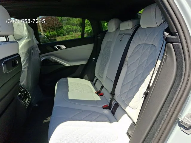 New 2027 Brooklyn Grey Metallic BMW xDrive40i image 9