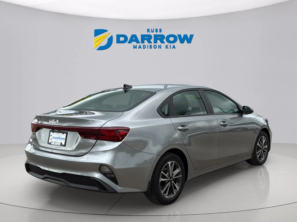 Used 2023 Steel Gray Kia LXS image 5