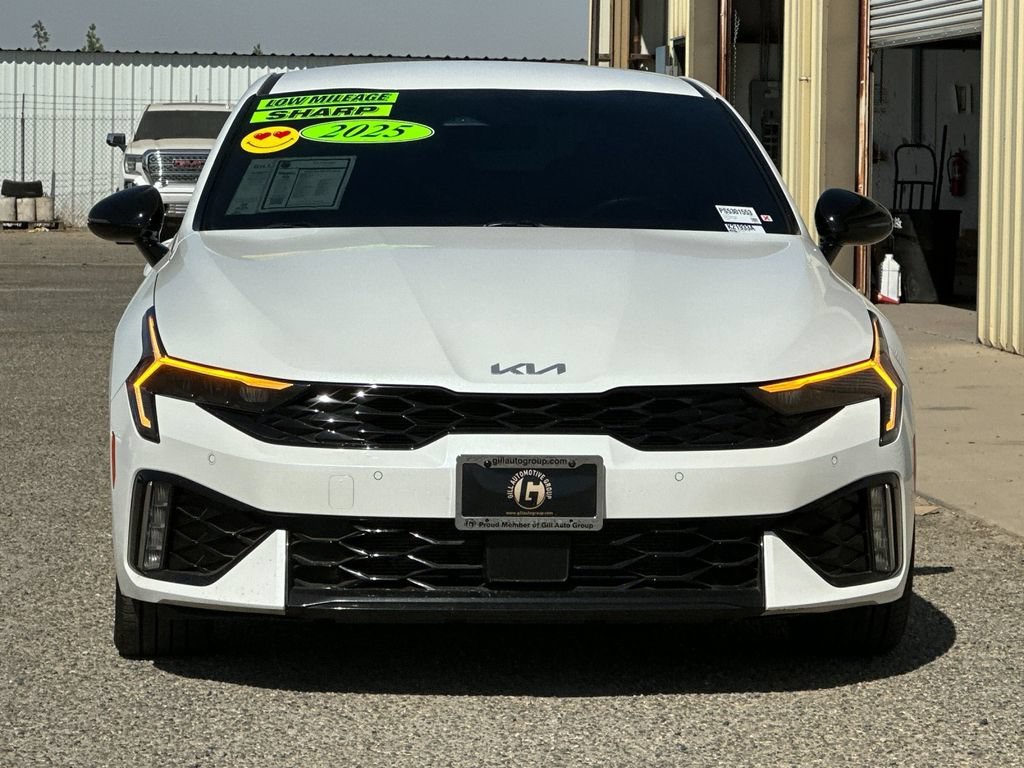 2025 Kia K5 GT-Line - Photo 9