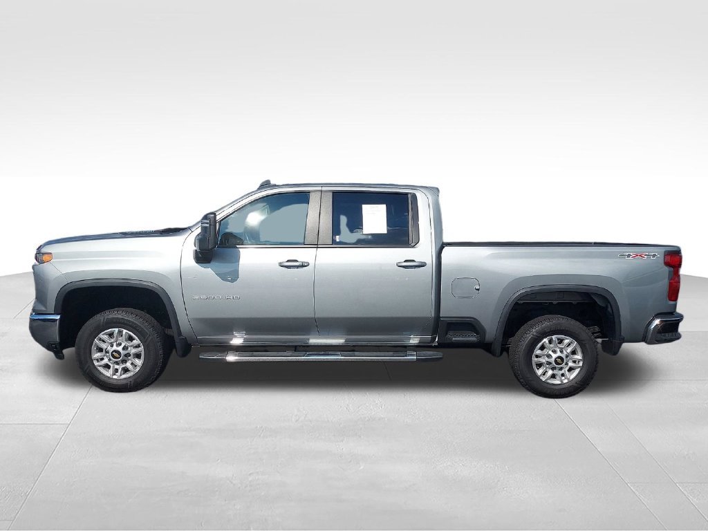 Used 2025 Gray Chevrolet LT image 2