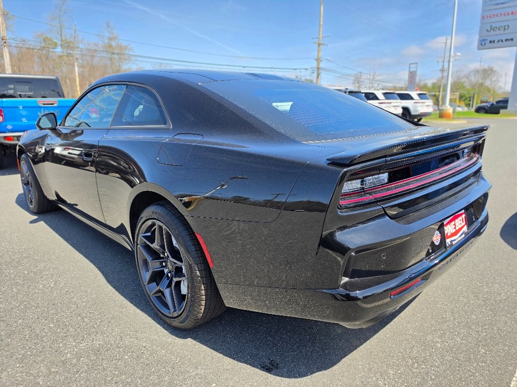 New 2026 Diamond Black Crystal Pearlcoat Dodge Scat Pack Plus image 10
