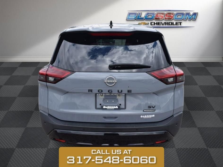 Used 2023 Boulder Gray Pear Nissan SV image 6