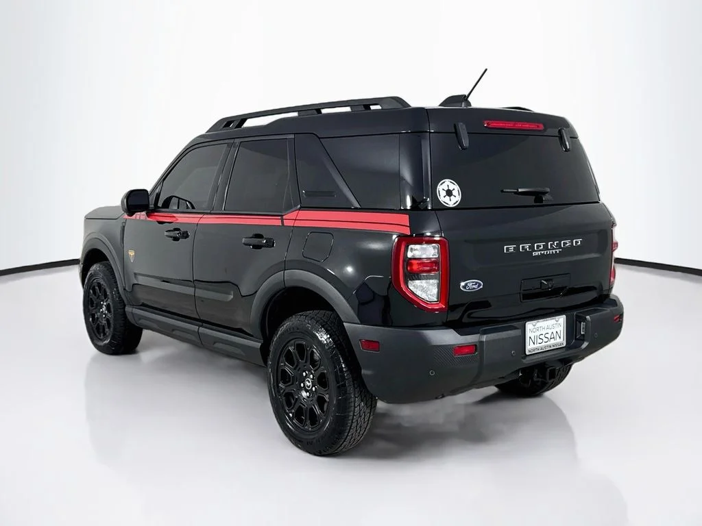 Used 2025 Black Ford Badlands image 5
