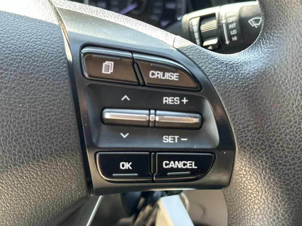 Used 2019 Gray Hyundai SEL image 26