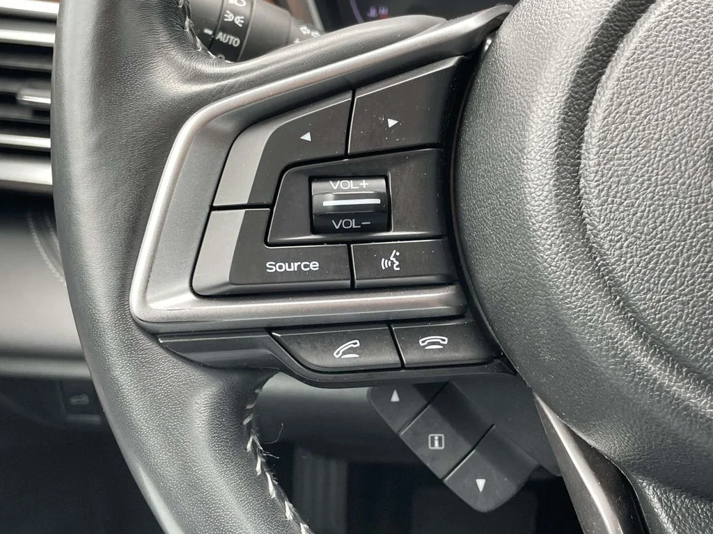Used 2021 Autumn Green Metallic Subaru Touring image 10