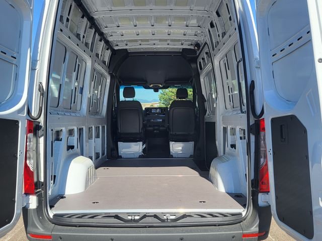 New 2026 Arctic White Mercedes-Benz Cargo 144 WB image 14