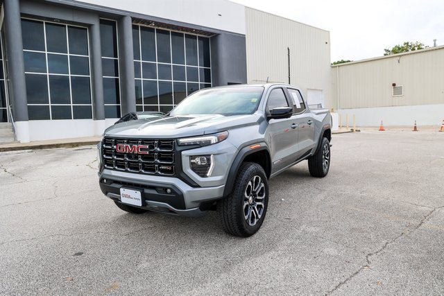 2023 GMC Canyon 4WD AT4