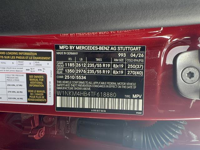 New 2026 MANUFAKTUR Patagonia Red Metallic Mercedes-Benz GLC 300 4MATIC® image 32