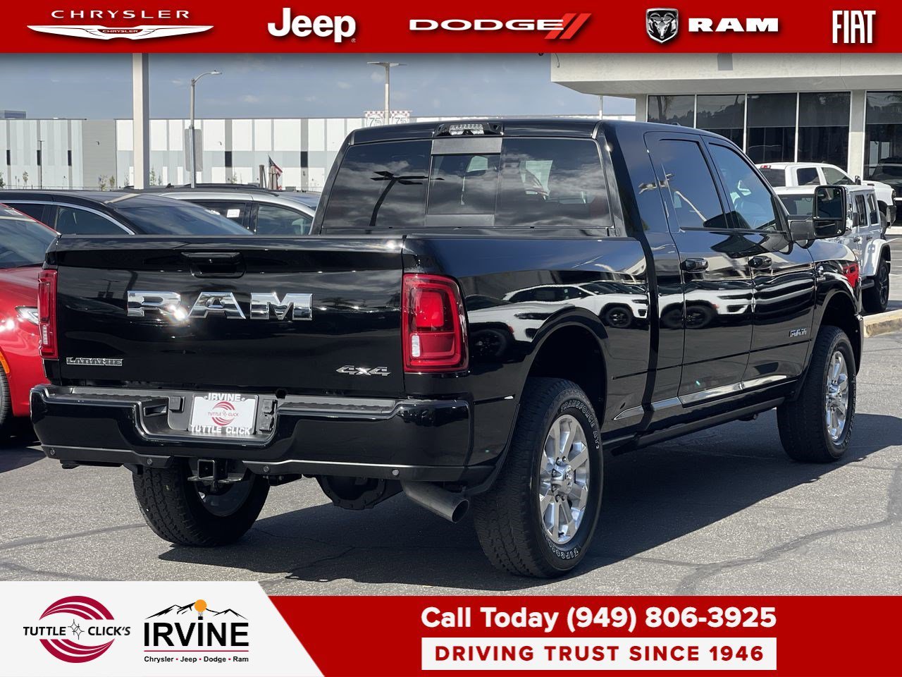 New 2026 Diamond Black Crystal Pearl-Coat Exterior Paint RAM Laramie image 6