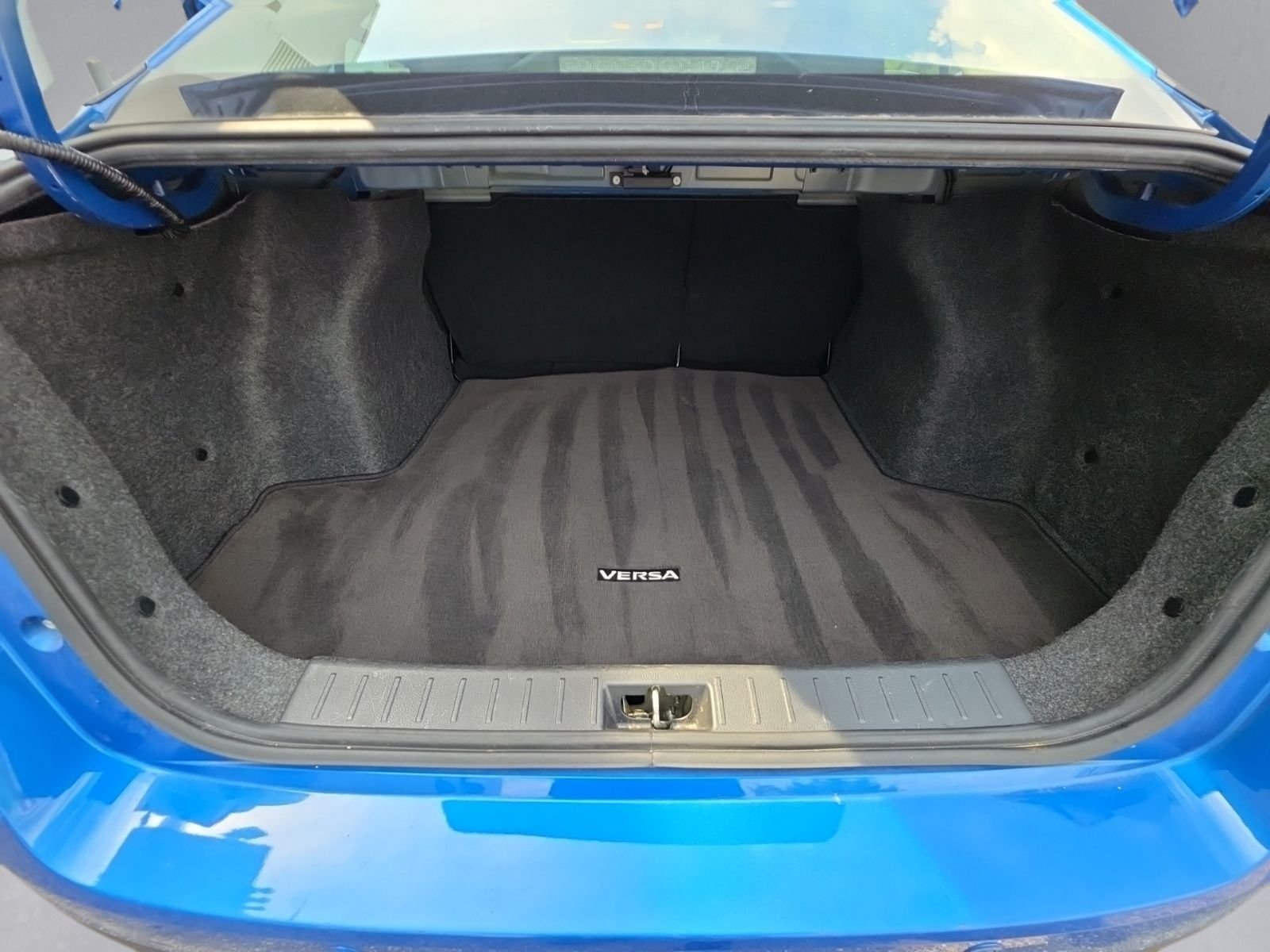 Used 2023 Blue Nissan 1.6 SV image 26