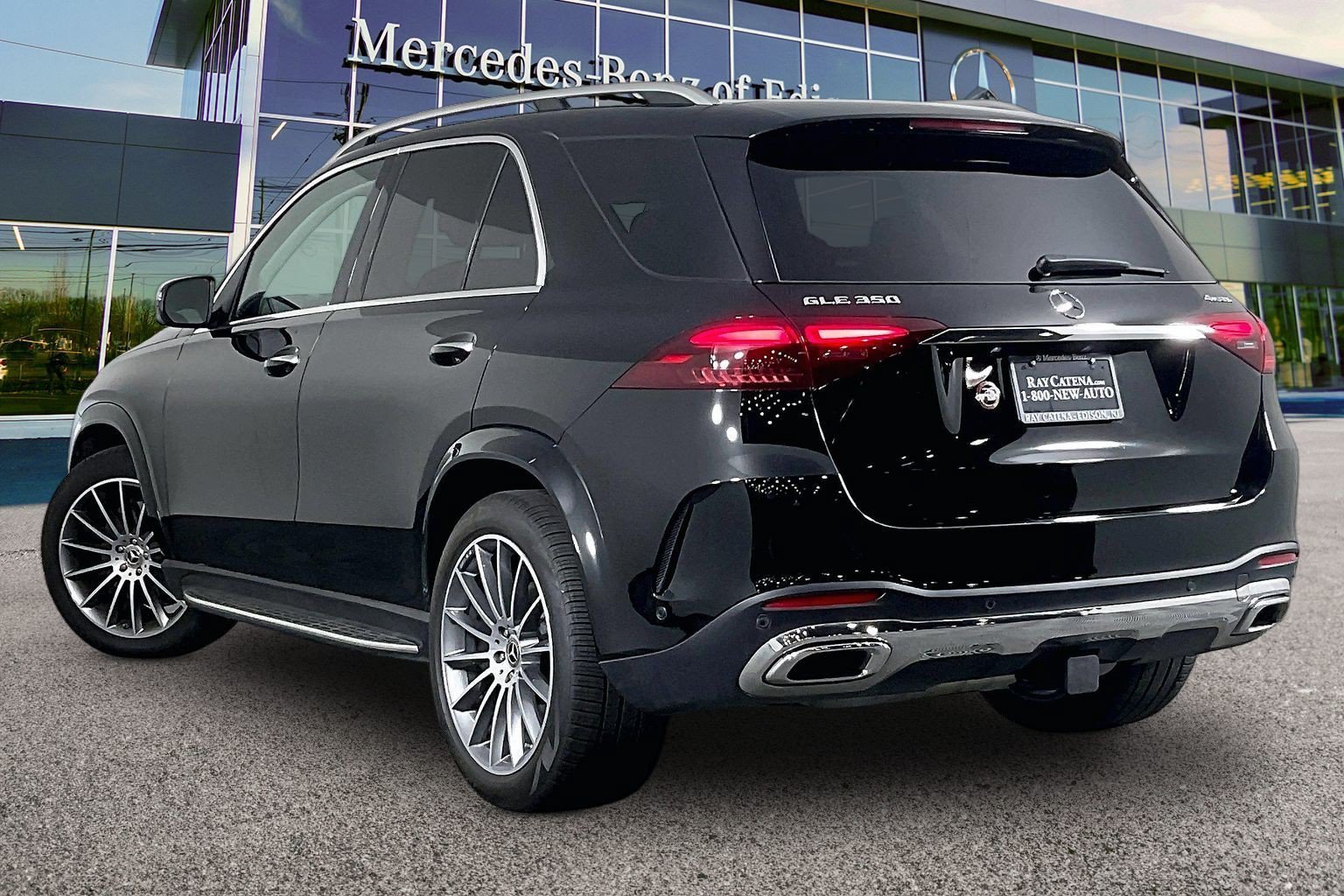 New 2026 Black Mercedes-Benz GLE 350 image 13