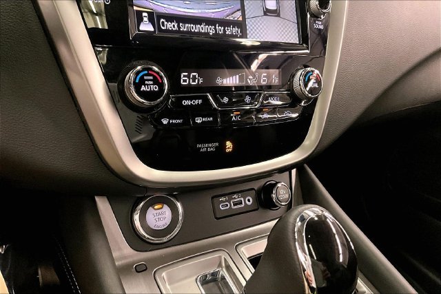 Used 2023 Boulder Gray Pearl Nissan SL image 30