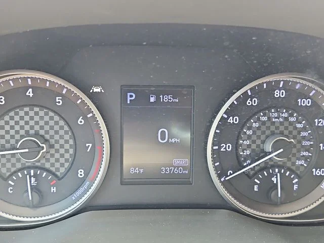 Used 2020 Gray Hyundai SE image 25