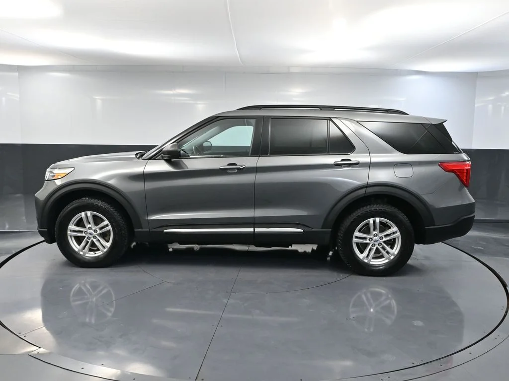 2023 Ford Explorer XLT - Photo 9