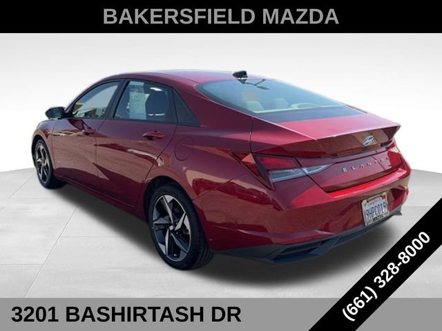 Used 2023 Red Hyundai SEL image 3