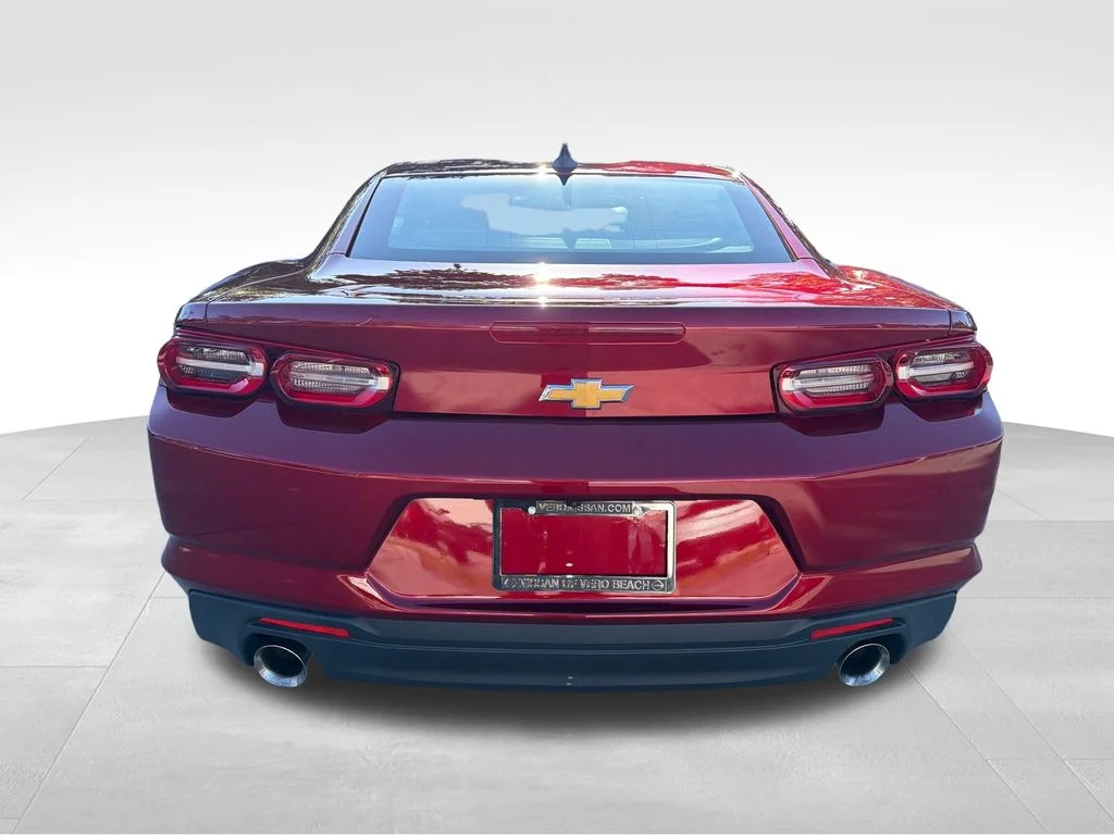 2024 Chevrolet Camaro 1LT - Photo 6