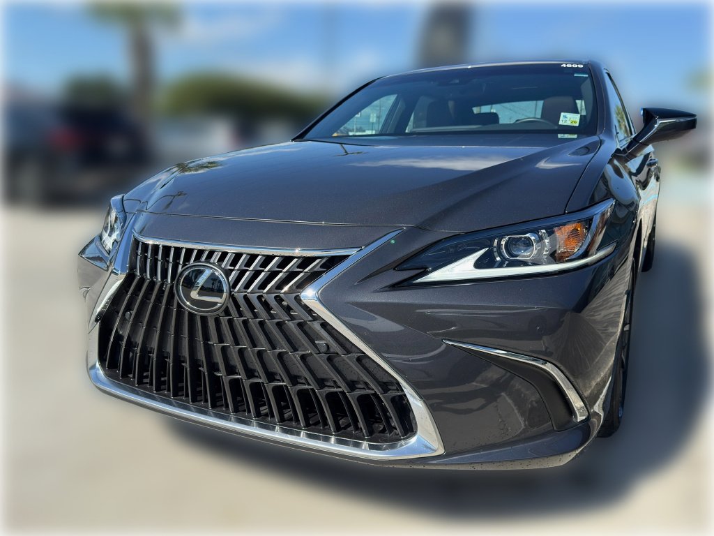 Used 2025 CLOUDBURST Lexus Base image 4