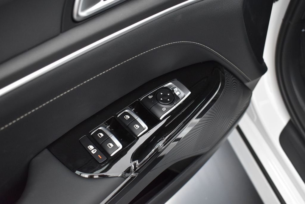New 2026 Snow White Pearl Kia GT-Line FWD image 6