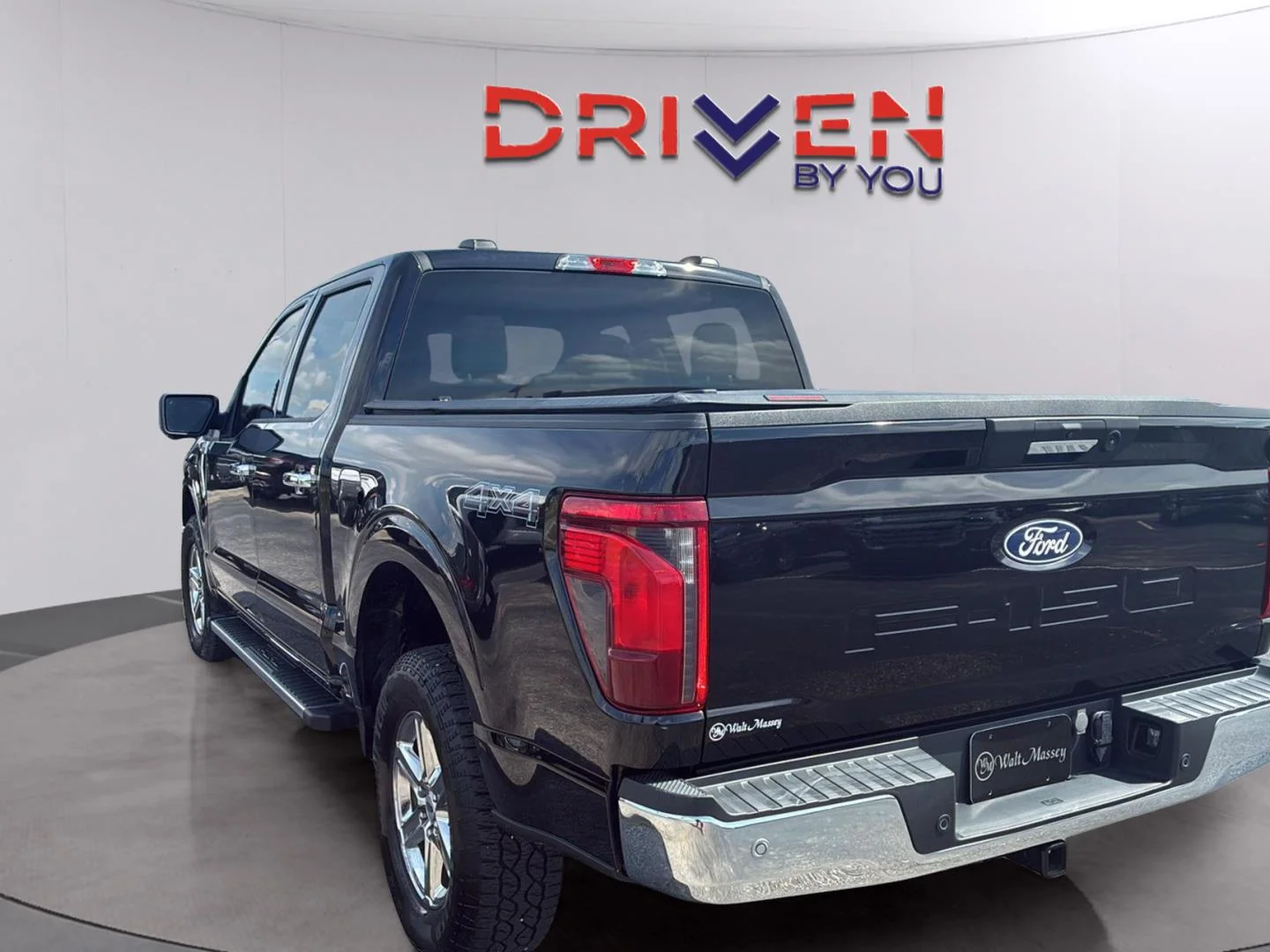 Used 2024 Agate Black Ford XLT image 3
