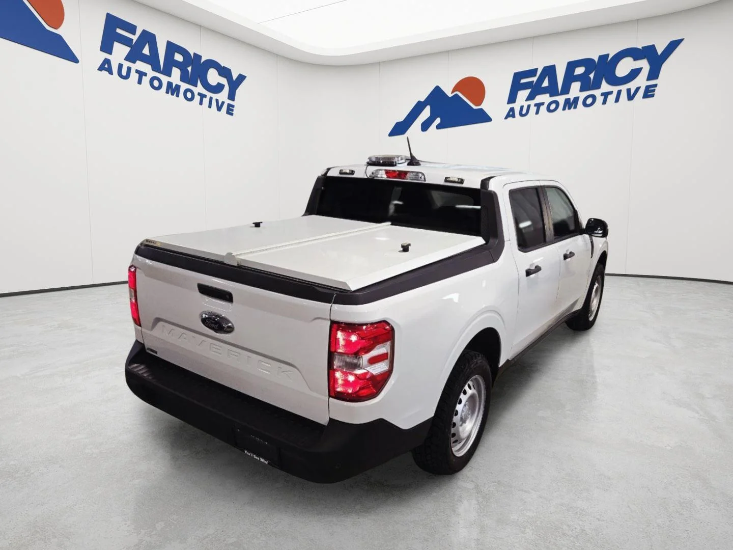 Used 2022 Oxford White Ford XL image 6