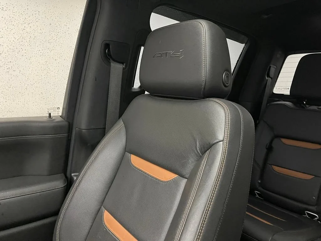 Used 2022 Summit White GMC AT4 image 43