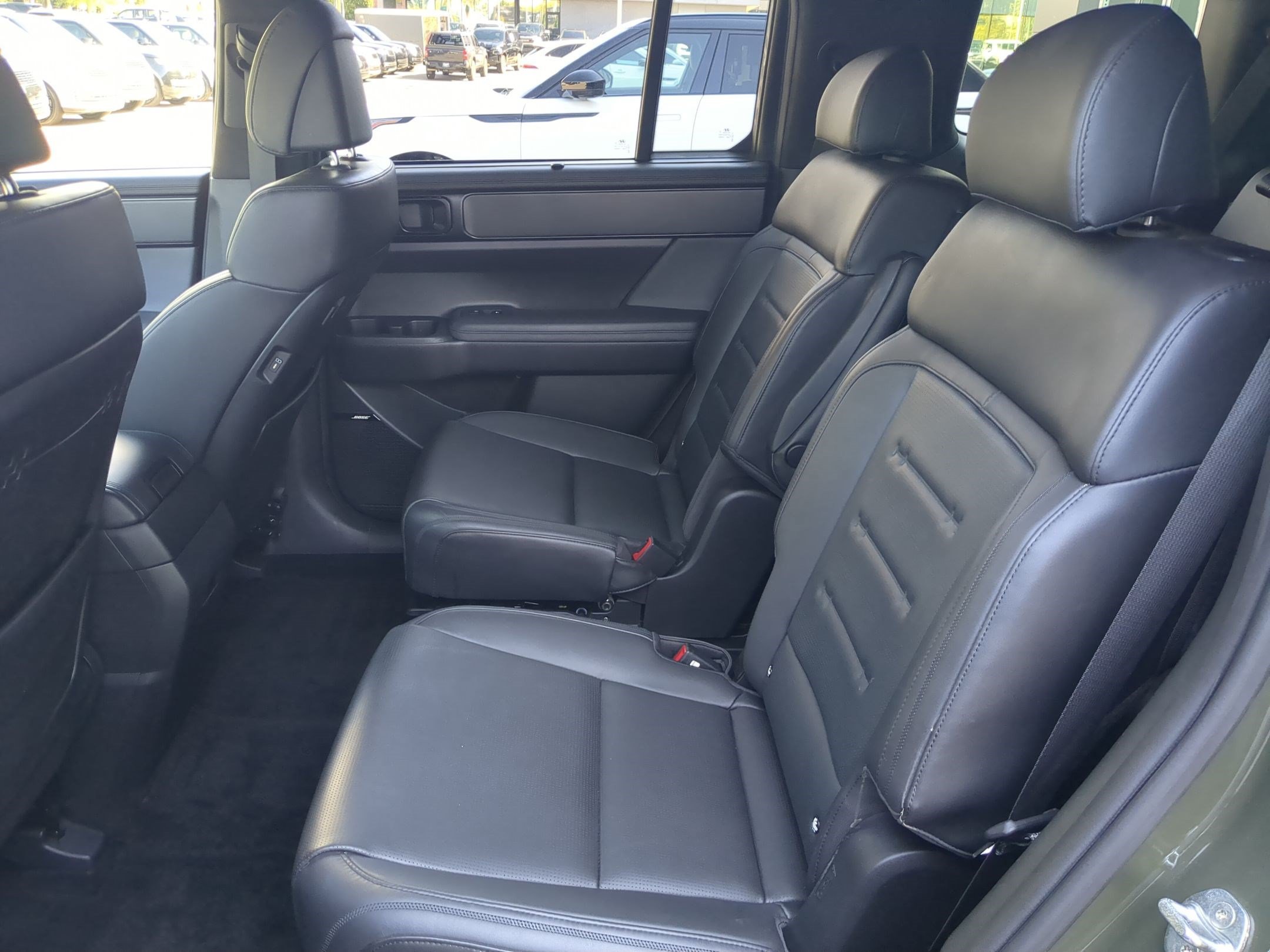 Used 2024 Rockwood Green Hyundai Calligraphy image 28